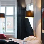 Klasyczno Nowoczesny Loft Z Wykuszem